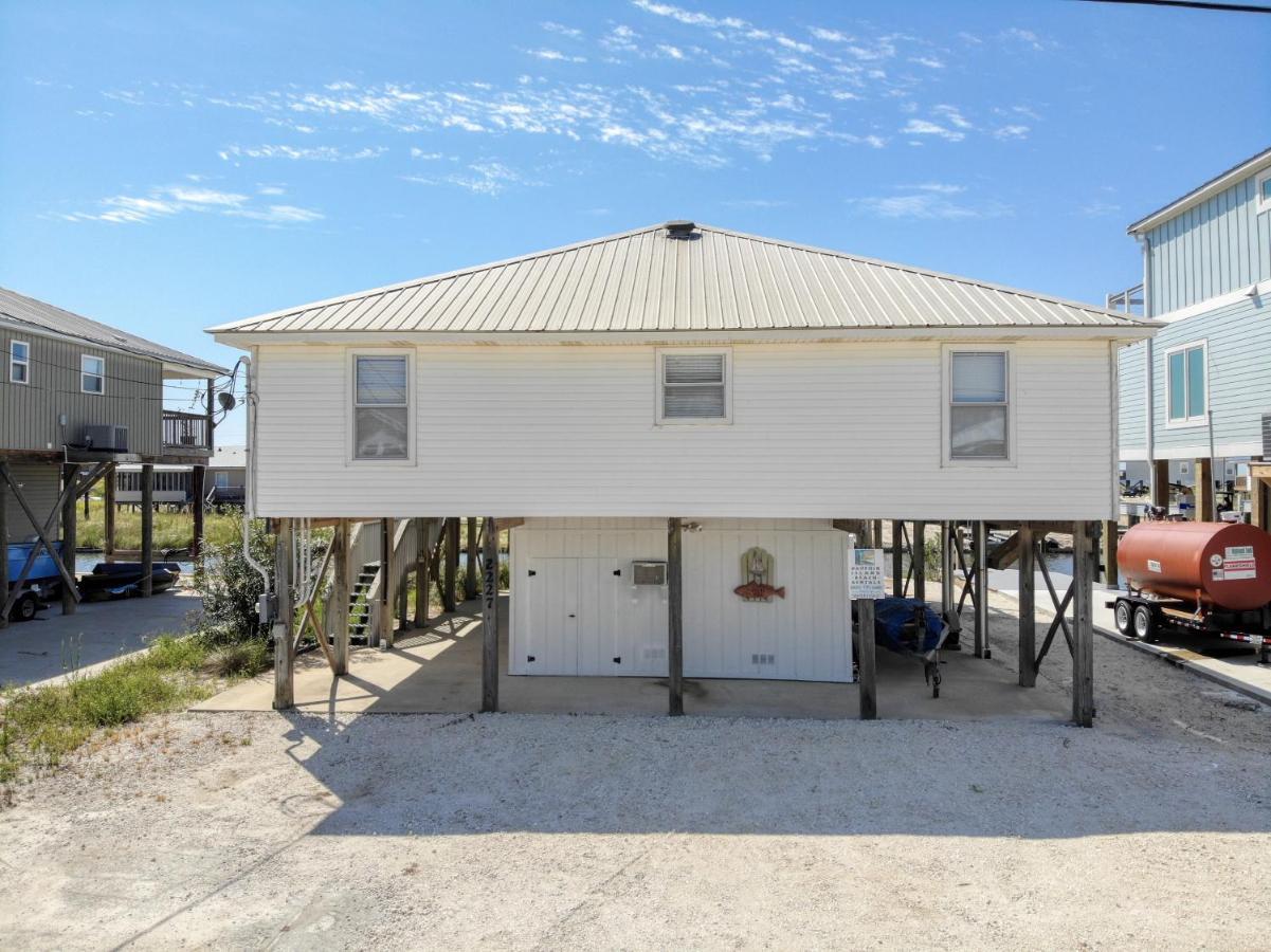 Waters Edge - Private Dock! Only Two Blocks From The Bay Or The Gulf! Plenty Of Parking For Cars Or Boats Home 더핀 아일랜드 외부 사진
